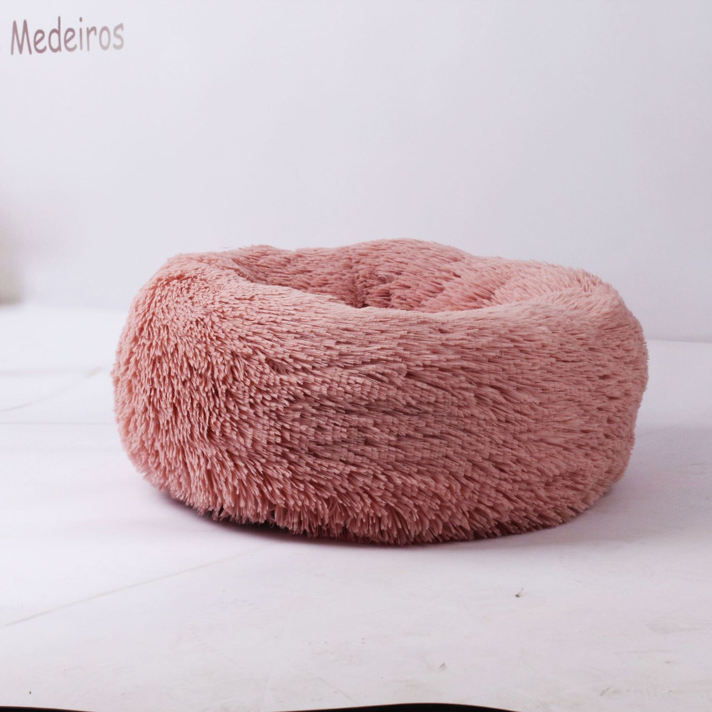Calming Donut Pet Bed - Anti-Anxiety Ultra-Soft Plush Nest for Dogs & Cats