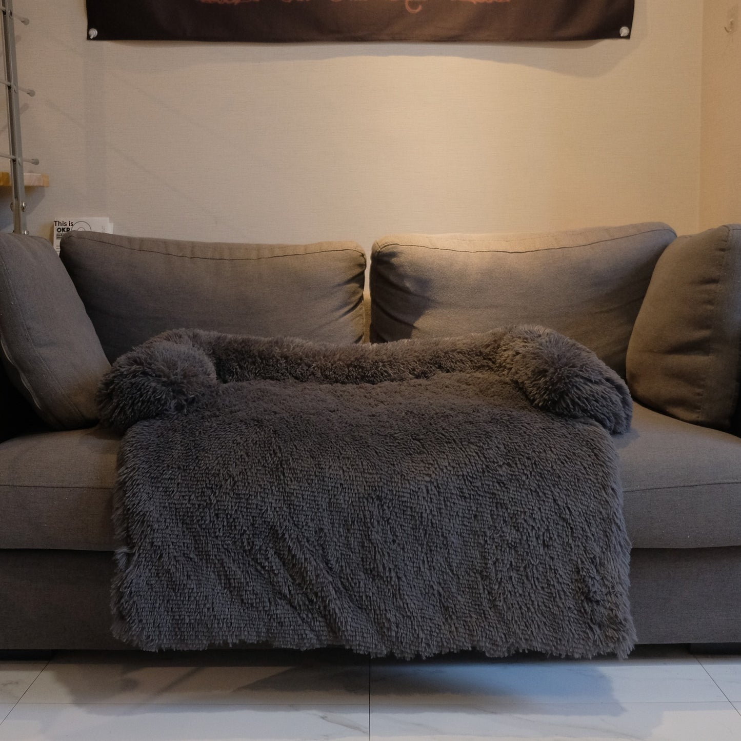 GianfiStore™ Fluffy Dog Sofa Bed – Plush Calming Mat with Raised Borders for Floor & Furniture | Machine Washable